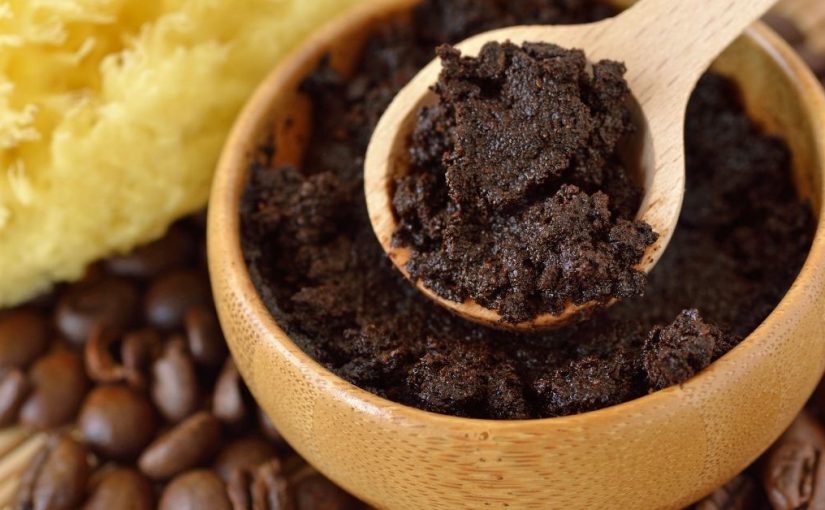 maska od kafe za kosu