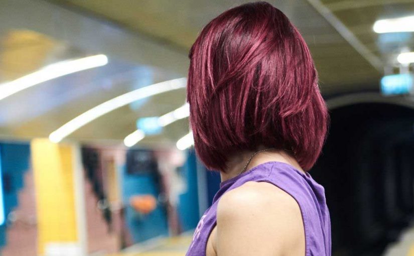  Bordo boja kose: make up i kombinacije koje pristaju